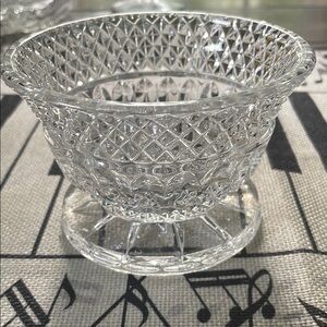 Anchor Hocking Wexford Mud Century Clear Glass Fruit Bowl
